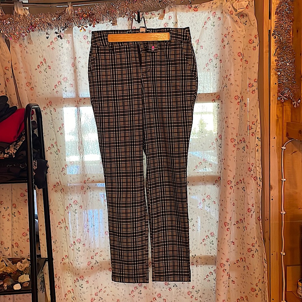 size S hot topic plaid paints soft material